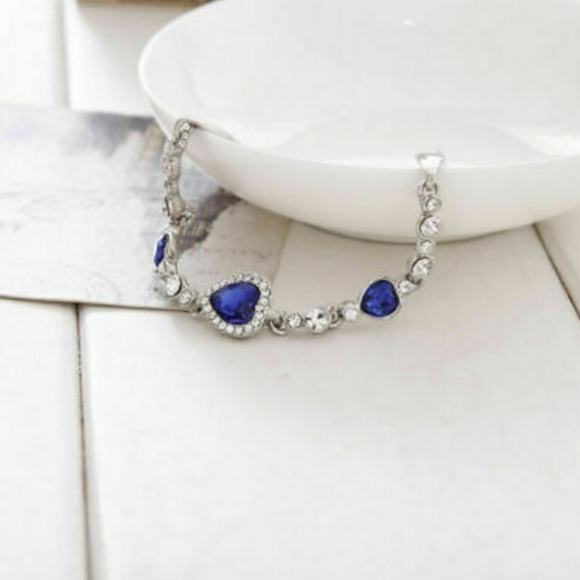 Love Yourself - Picture 4 of 8